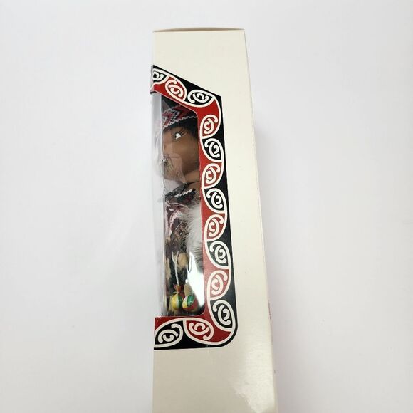 Vintage Parrs New Zealand Wahine Porcelain Doll 8" in Box - Picture 6 of 9
